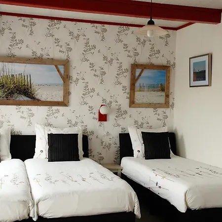 Tjallewal Bed & Breakfast 3*